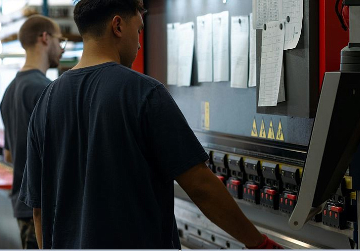 130 операторов за месяц: как мы стабилизировали производственный участок для крупного табачного концерна 