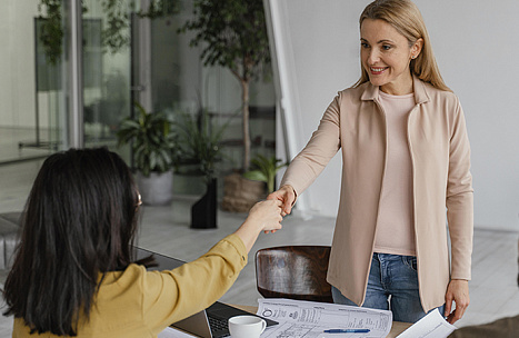 Десять правил. Екатерина Калияниди объяснила, как искать первую работу