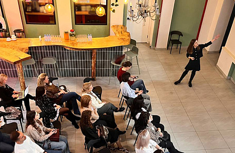 День, посвященный тем, кто заботится о других. Арт-встреча для вдохновения HR-сообщества