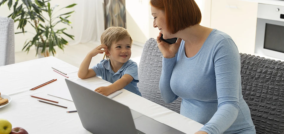 Как ранний выход из декрета влияет на карьеру россиянок